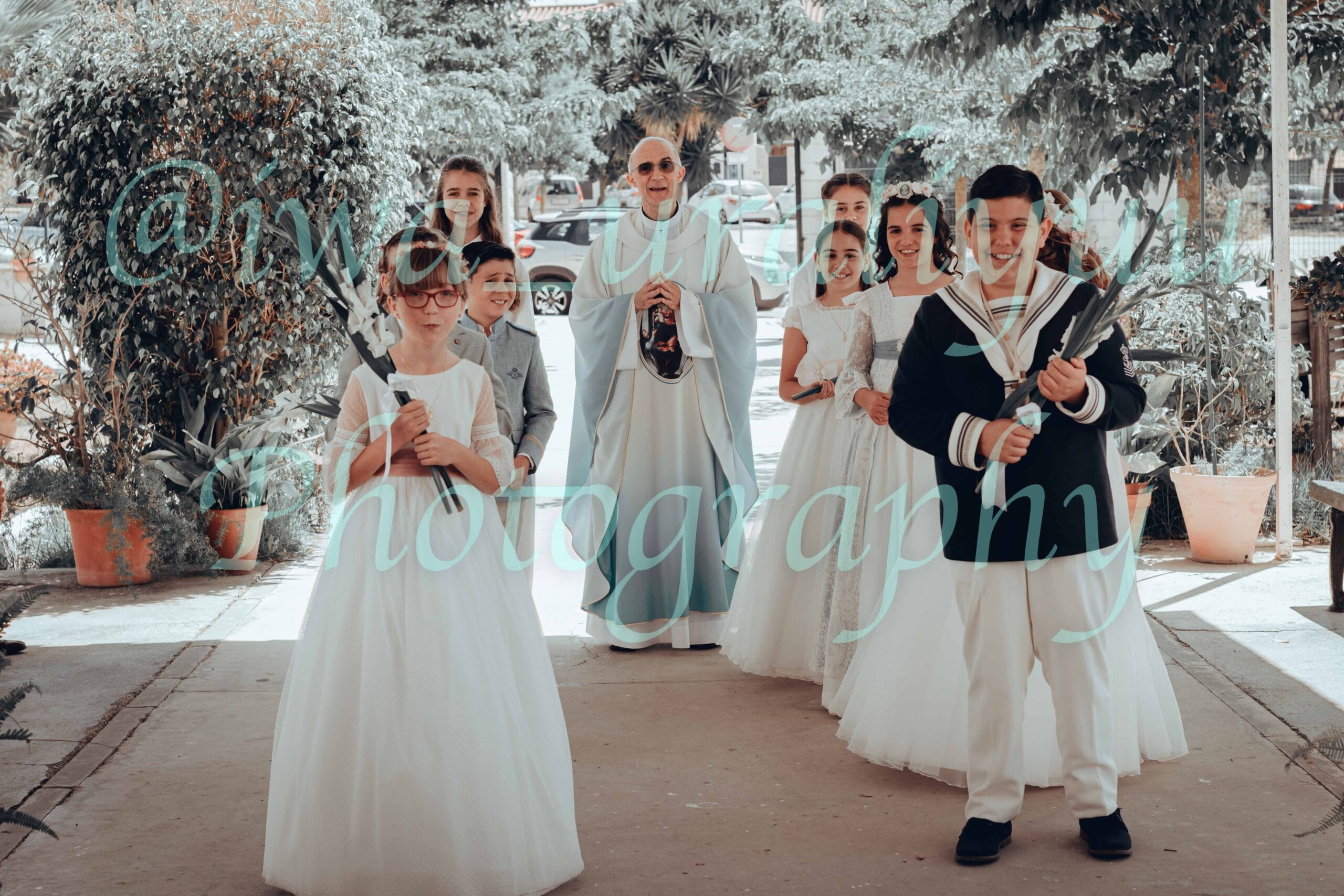 Detalle de eucaristía en iglesia