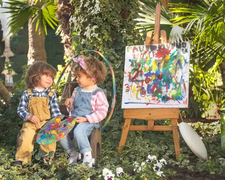 Niños jugando en un evento en Cádiz